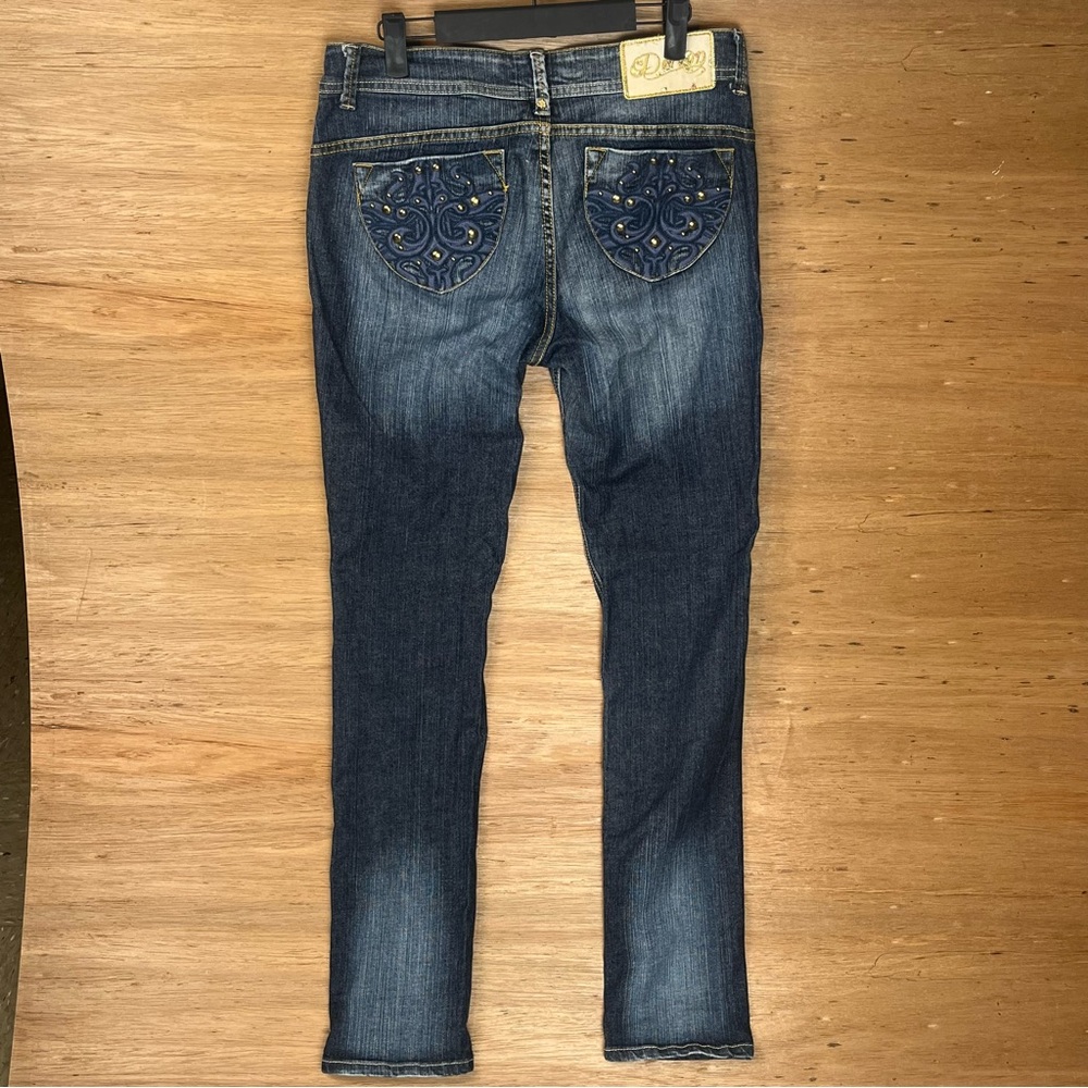 Dereon Straight Jeans women’s color blue. Size. 9/10 - Picture 3 of 14